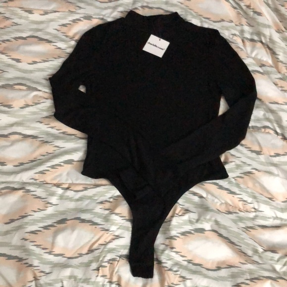 Black ribbed bodysuit - Picture 3 of 5